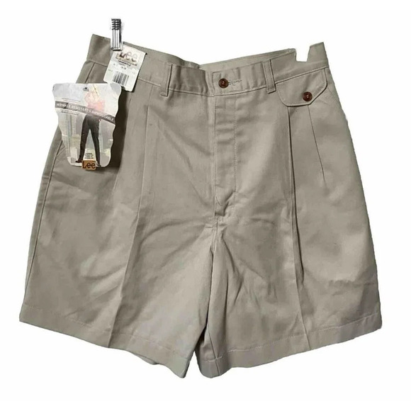 Vintage 90s Lee Deadstock Tan Pleated Front High Rise Shorts - Picture 1 of 8